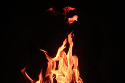 Fire From Hand - Flames Appears On Your Palm - Holy Spirit / Pentecost